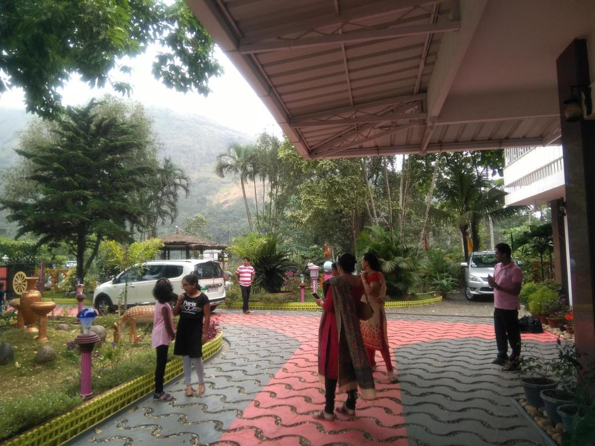 Spice Mount Heritage Resort Kattappana Exterior foto